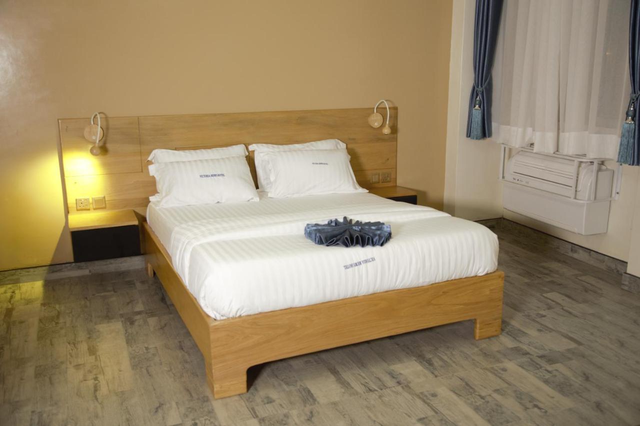 Victoria Mews Hotel Kampala Extérieur photo